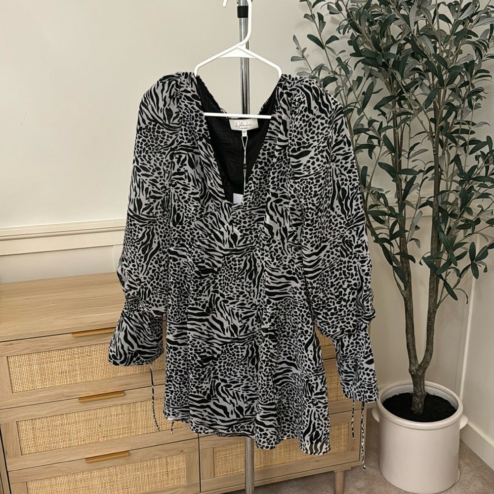 L’Academie Los Angelos animal print dress XS